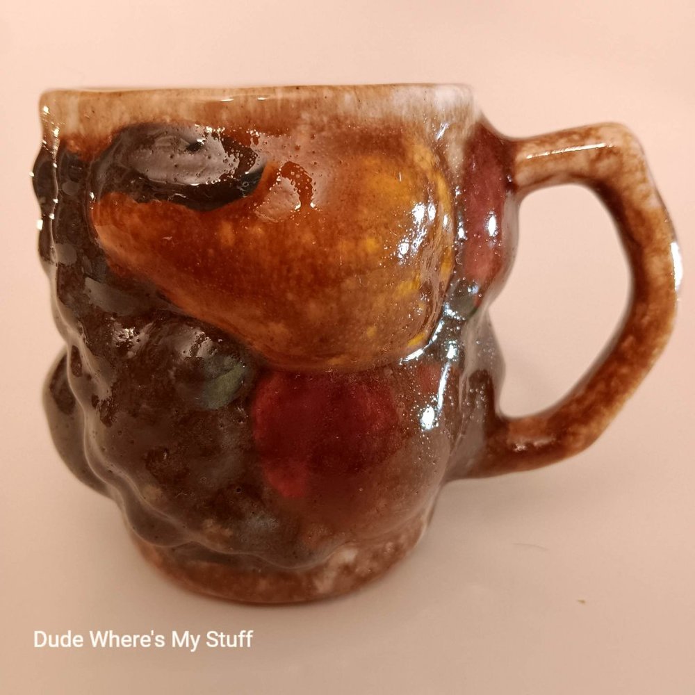 VINTAGE 1970'S 3-D MUG - FRUIT DESIGN - BOTTOM MARK IS A. B. W. (ALFRED B. WEBB)